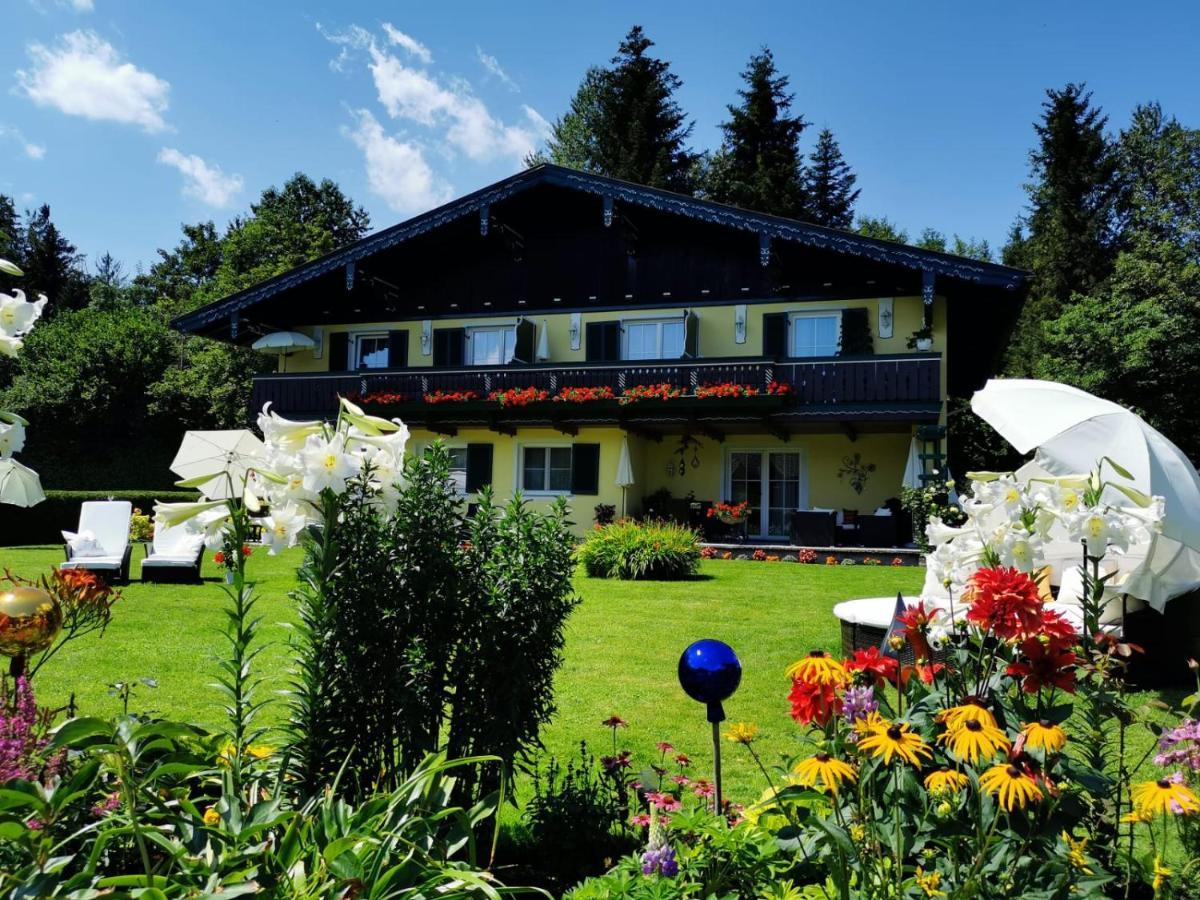 Ferienwohnungen Thalmeier Sankt Gilgen Luaran gambar